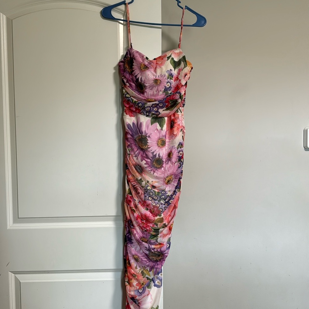 Women’s Midi Floral Dress Size Small